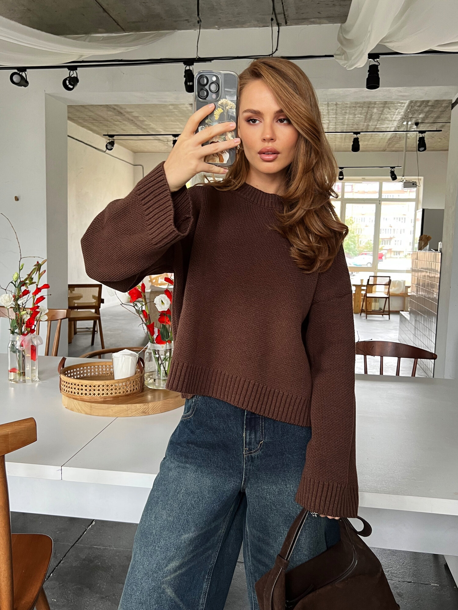 Свитер DAFFY World, вязаный, укороченный, оверсайз, молочный, размер 42-48